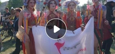 ​英国举办裸体活动，多名女子穿着我国京剧头饰侮辱我国传统京剧