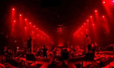 ​“夜晚的迷离：冲动之下，车内激情的秘密”