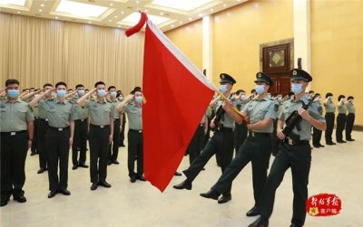 ​三句赠言送老兵：好战友，再见