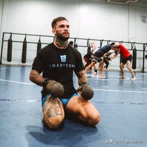 ​“无爱”科迪加布兰特，UFC蝇量级最后的救星