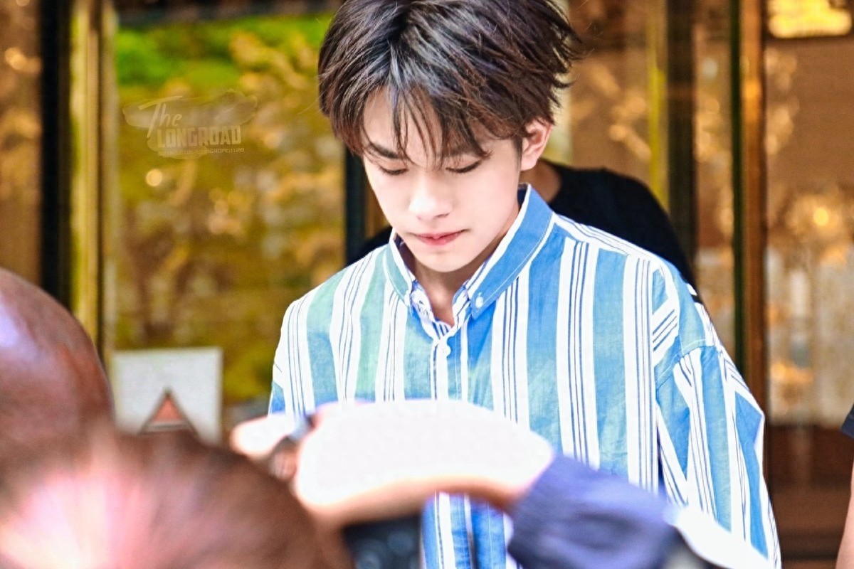 集美们，分享一波易烊千玺的帅图，反正我是收藏了