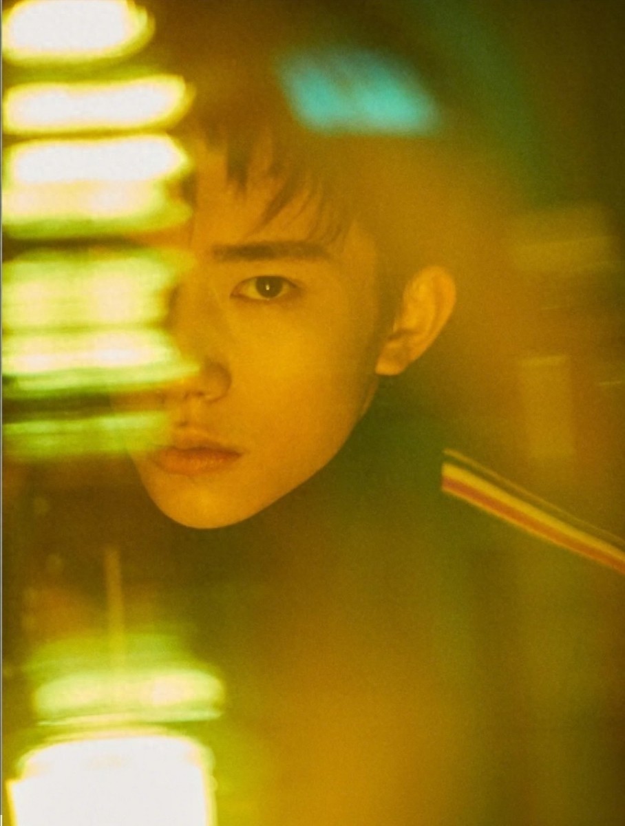 集美们，分享一波易烊千玺的帅图，反正我是收藏了