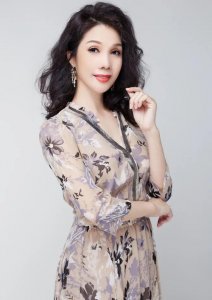 ​“一把靓声行天下”—粤剧花旦苏春梅