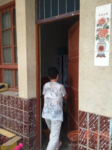 ​西安曲江六号杀人案嫌犯家属：他女儿以为爸爸出差