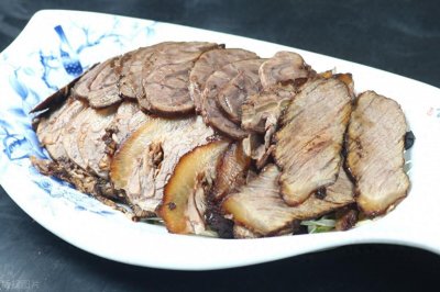 ​做酱油肉，比腊肉简单，香味浓郁肥肉不腻，放一年不坏，赶紧试试