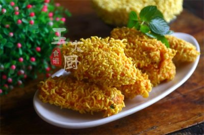 ​没有面包糠可以用它来代替，香酥软嫩味道好。