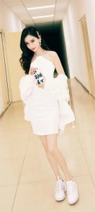 ​美女系列壁纸第5352期—杨颖