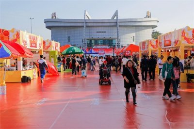 ​VLOG｜国字号“美食盛宴”道滘开幕，最全攻略看这里！