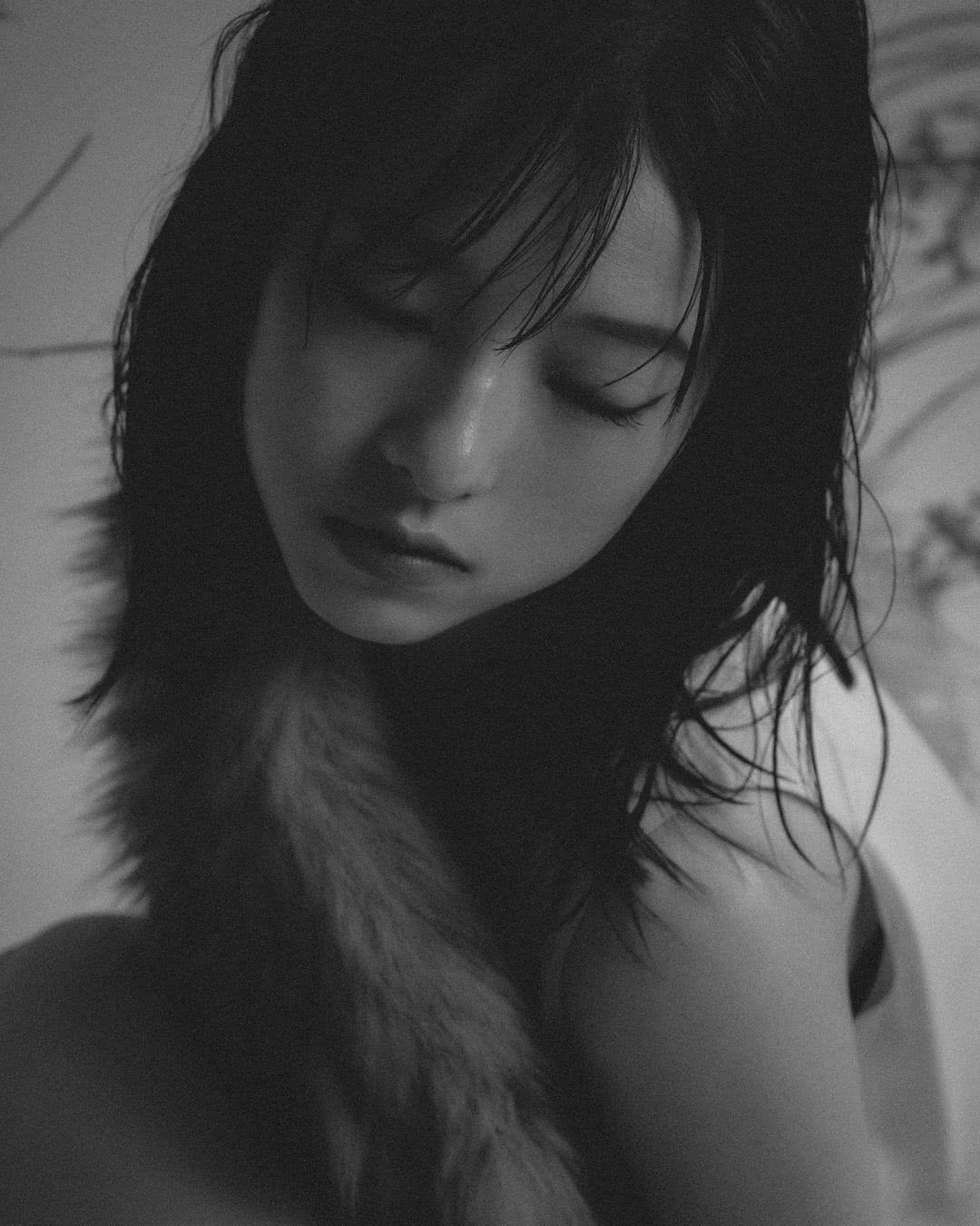 项婕如个人资料写真作品