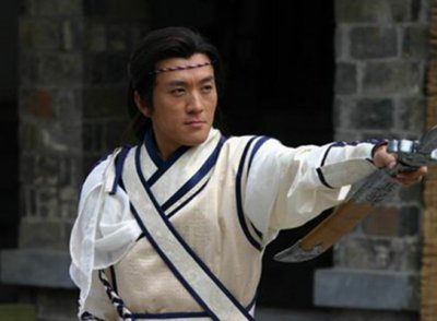 ​杨子父亲杨建中做什么的 杨子父亲葬礼异象