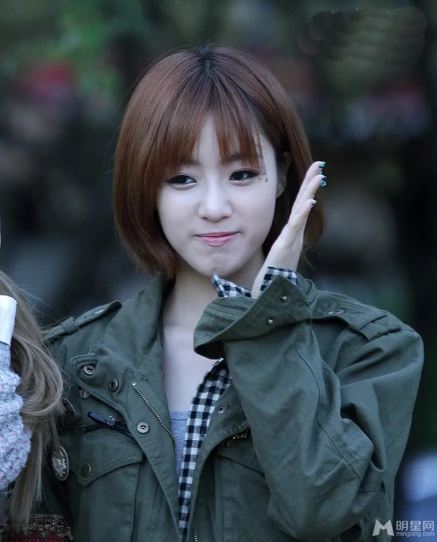 恩静照片（韩国主持恩静资料简介）