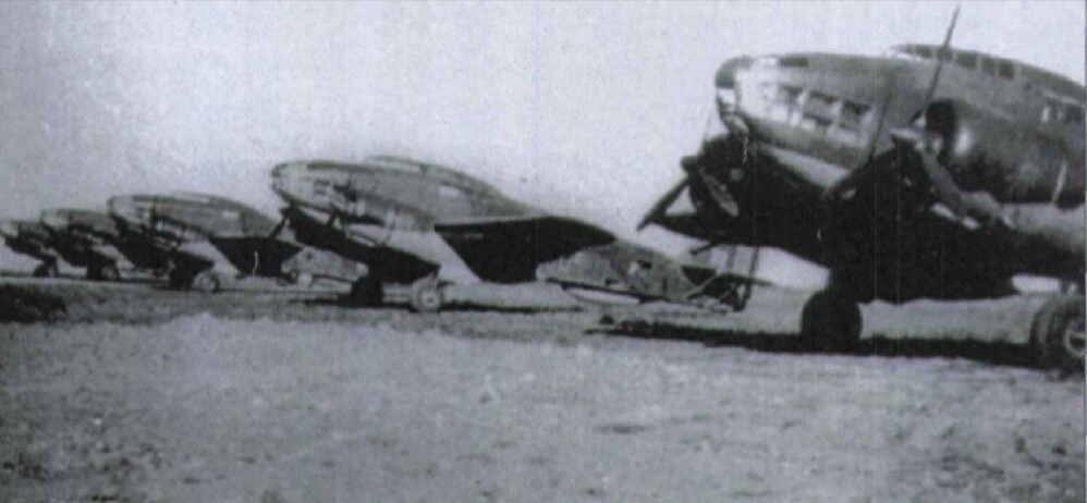 二战老照片：意大利萨沃亚SM.79轰炸机小传