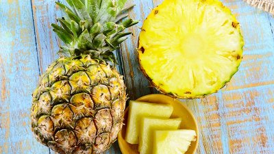 ​菠萝心变褐色还能吃吗