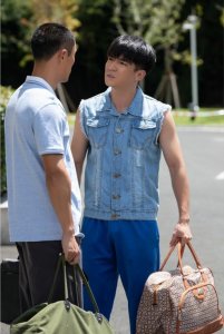 ​何育骏颠覆出演醉心创业的“穷孩子”口碑炸裂