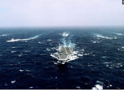 ​震撼！中国辽宁号航母编队高清大图