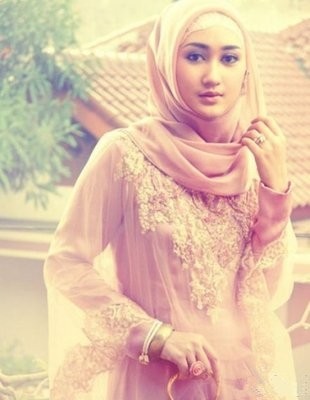 异域风情的回族服饰