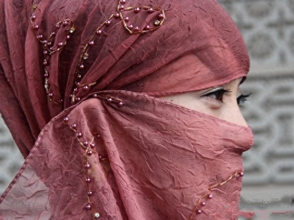 异域风情的回族服饰