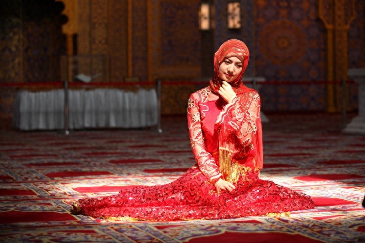 异域风情的回族服饰