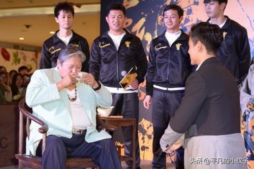 霍凡的资料图片(霍凡 个人)-第2张图片-