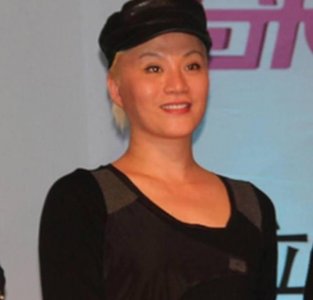 ​刘诗涵图片及资料（六位变性名人盘点介绍）