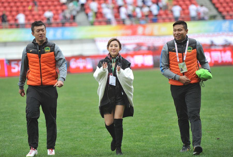 为啥说文筱婷是中国最漂亮的老板娘 凸点照球员都看傻眼了图