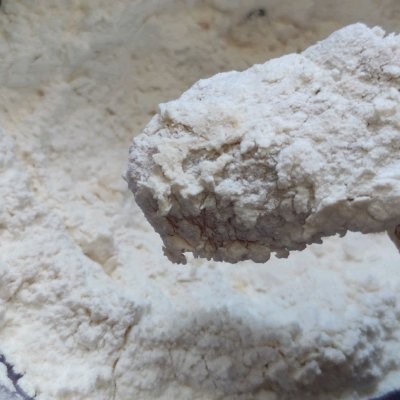 油炸鸡翅怎么做（几分钟快速搞定肯德基炸鸡翅）