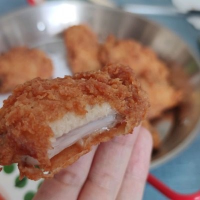 油炸鸡翅怎么做（几分钟快速搞定肯德基炸鸡翅）