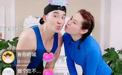 ​刘畊宏直播健身走红 微博自曝和老婆王婉霏爱情细节引热议
