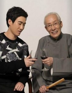 ​相声大师常宝华因病去世 常远工作室发讣告透露老先生走得安详