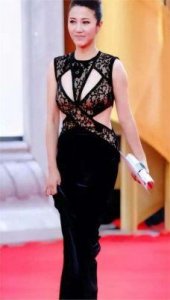 ​红毯风华：郝蕾展丰腴美，马伊琍状态堪忧