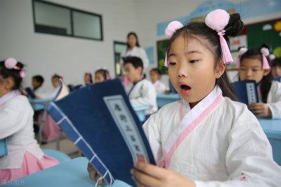 ​表达方式与表现手法及修辞方法的区别与联系