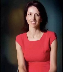 ​“没用的女人”海伦娜：连生9娃掌管千亿资产集团，怎么做到的