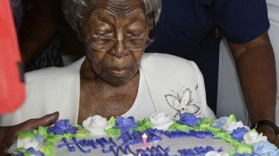 ​美国最长寿老人去世：116年人生有288名后人