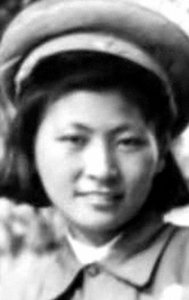 ​新四军女战士陈枫：丈夫是开国大校，哥哥更有名，两人都仕途坎坷