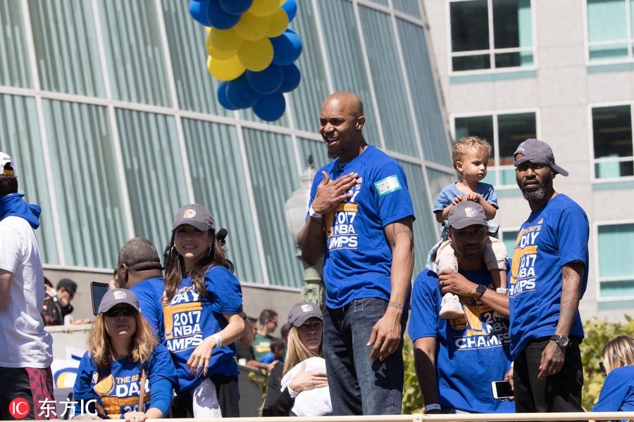 大卫-韦斯特退役结束15年NBA生涯 曾两度获得总冠军