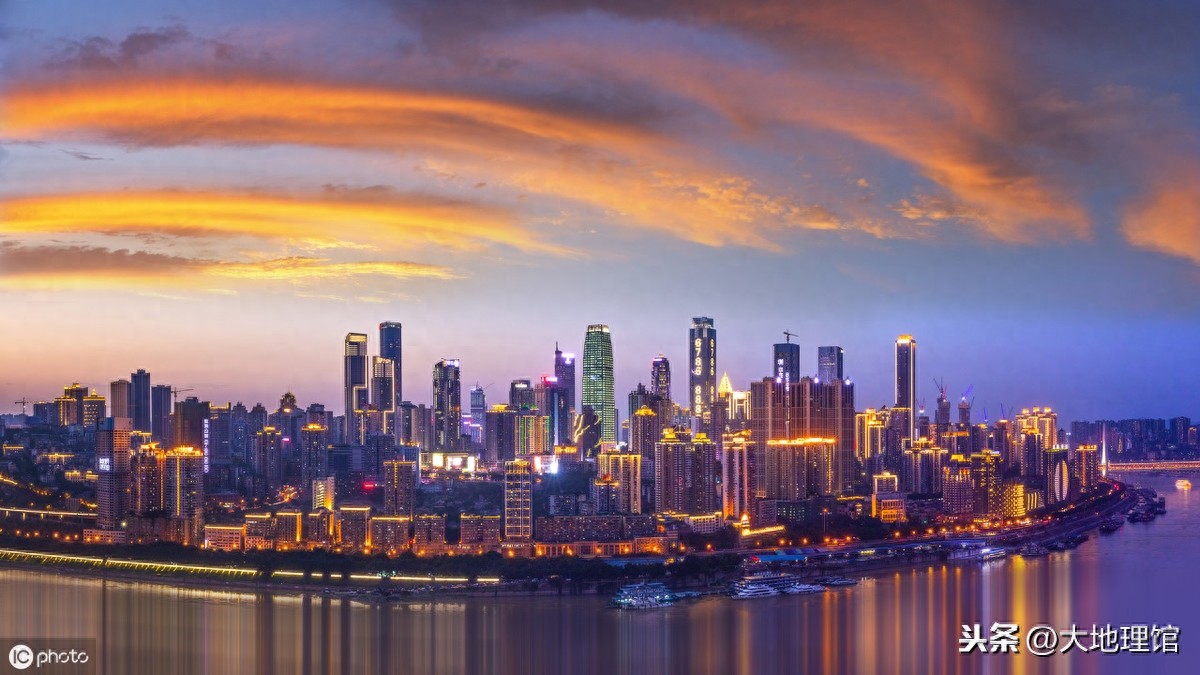 一组地图看中国六个地理大区：华北东北华东中南西南西北