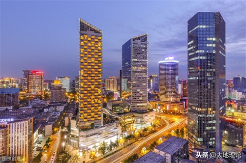 一组地图看中国六个地理大区：华北东北华东中南西南西北