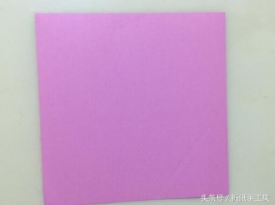 ​看上去还不错的圣诞老人帽子折纸，萌萌哒