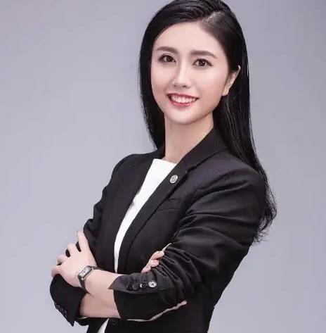 张晴律师个人资料简介  张晴律师家庭背景是怎样的 