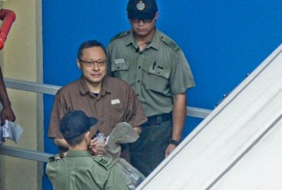 ​只剩24小时，乱港“大鱼”被判刑，还有44条虾米，英国逼中方放人